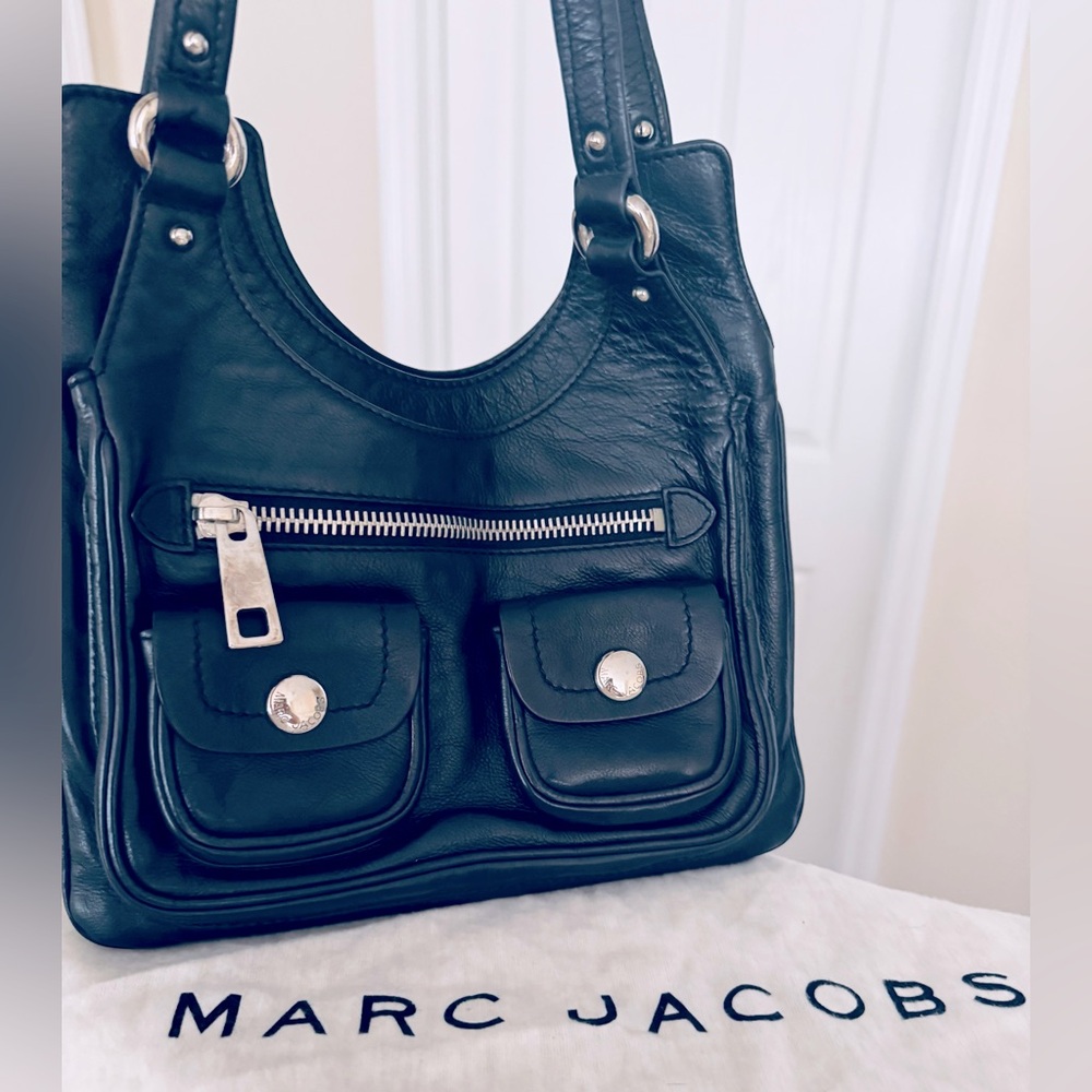 MARC JACOBS Leather Shoulder Bag